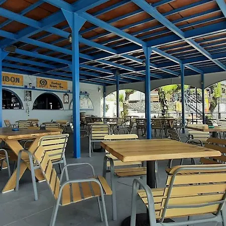 Agia Roumeli Hotel 아기아 루멜리