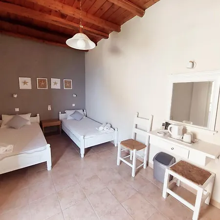 Agia Roumeli Hotel 2* 아기아 루멜리