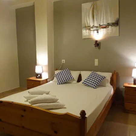 아파트호텔 Agia Roumeli Hotel 2*